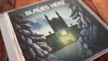 Rezension zu „Blaues Herz“